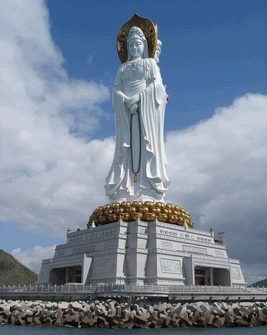 Tượng Quan Âm cao nhất thế giới