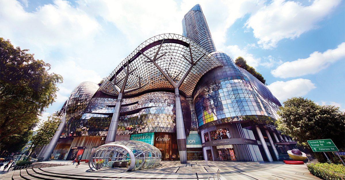 ION Orchard – Chợ đêm Singapore có giá rẻ