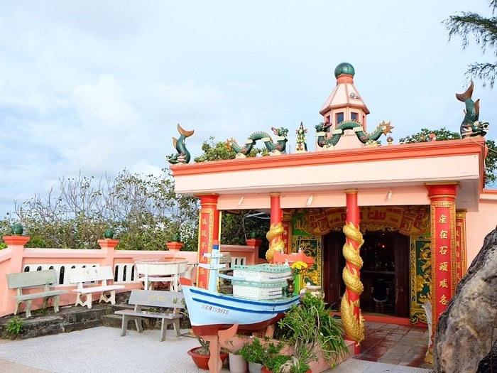 Dinh cậu Phú Quốc