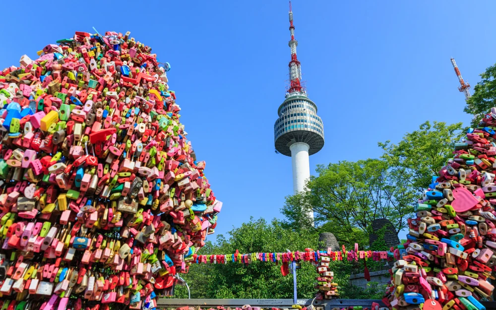 Namsan Seoul Tower- địa điểm du lịch Hàn Quốc
