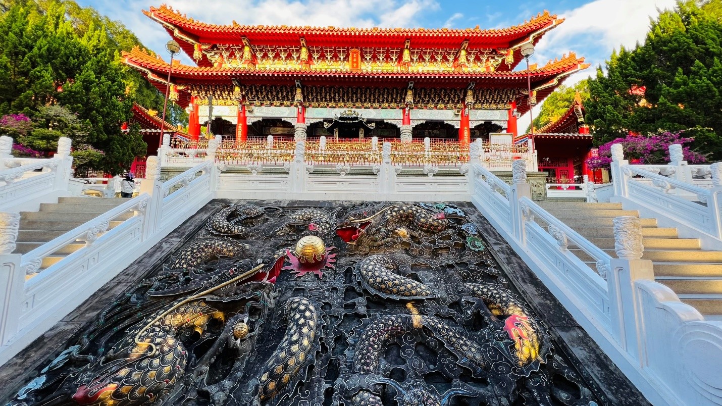 Văn Võ Miếu - Wen Wu Temple
