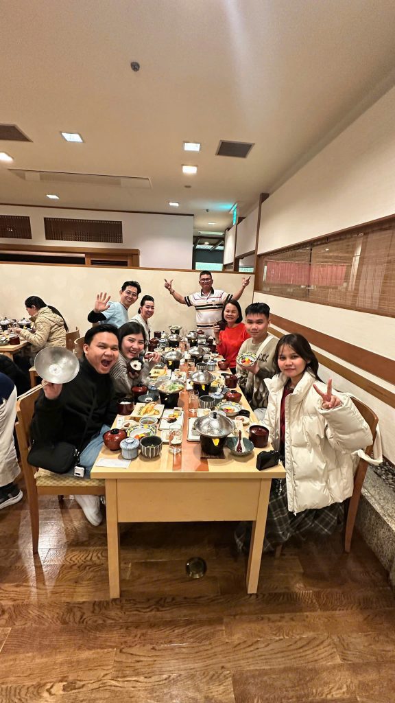 Du lịch cùng Uratravel