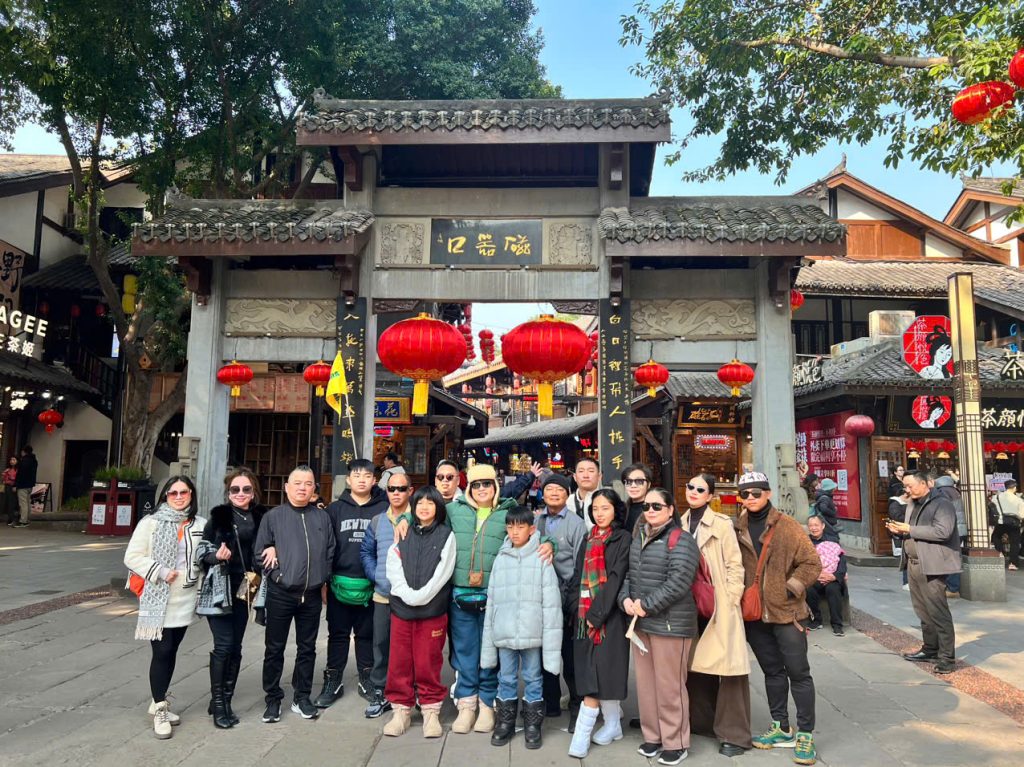 Du lịch cùng Uratravel