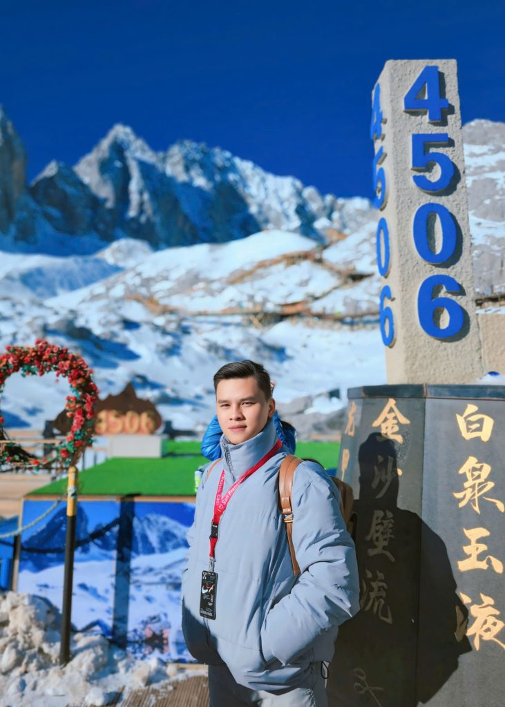 Du lịch cùng Uratravel