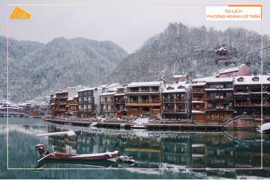 Du Lịch Phượng Hoàng Cổ Trấn mùa Đông