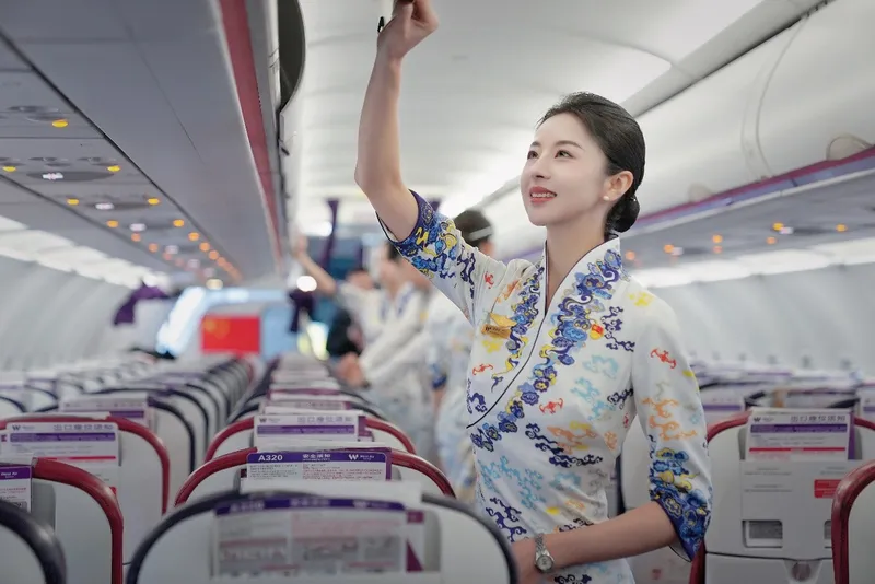 Hãng máy bay West Air