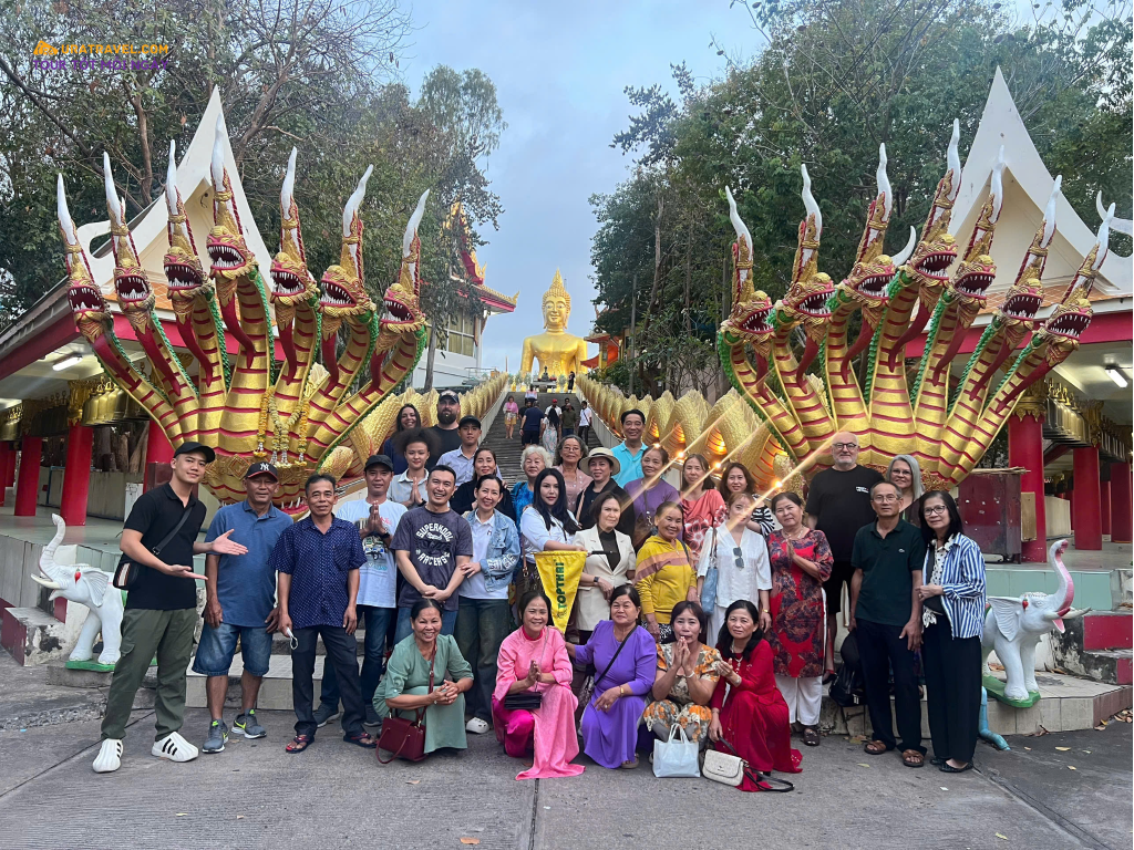 Du lịch cùng Uratravel