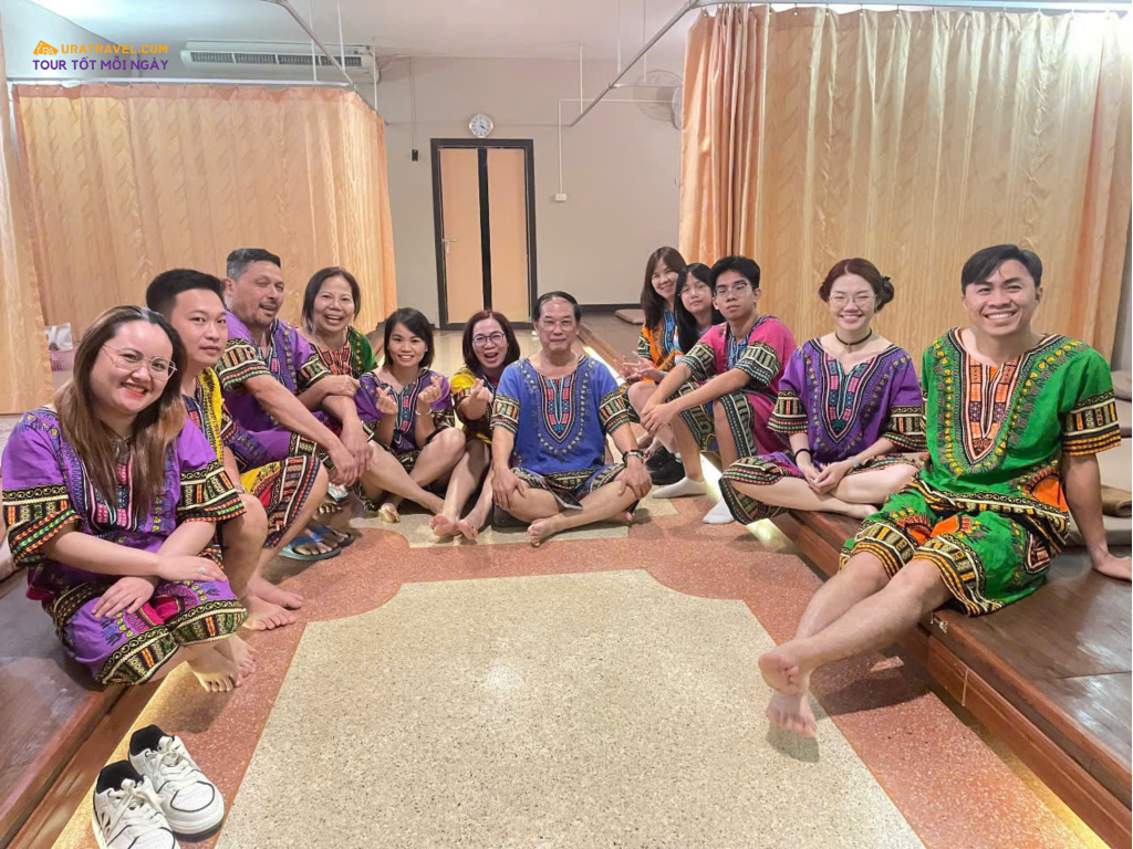 Du lịch cùng Uratravel