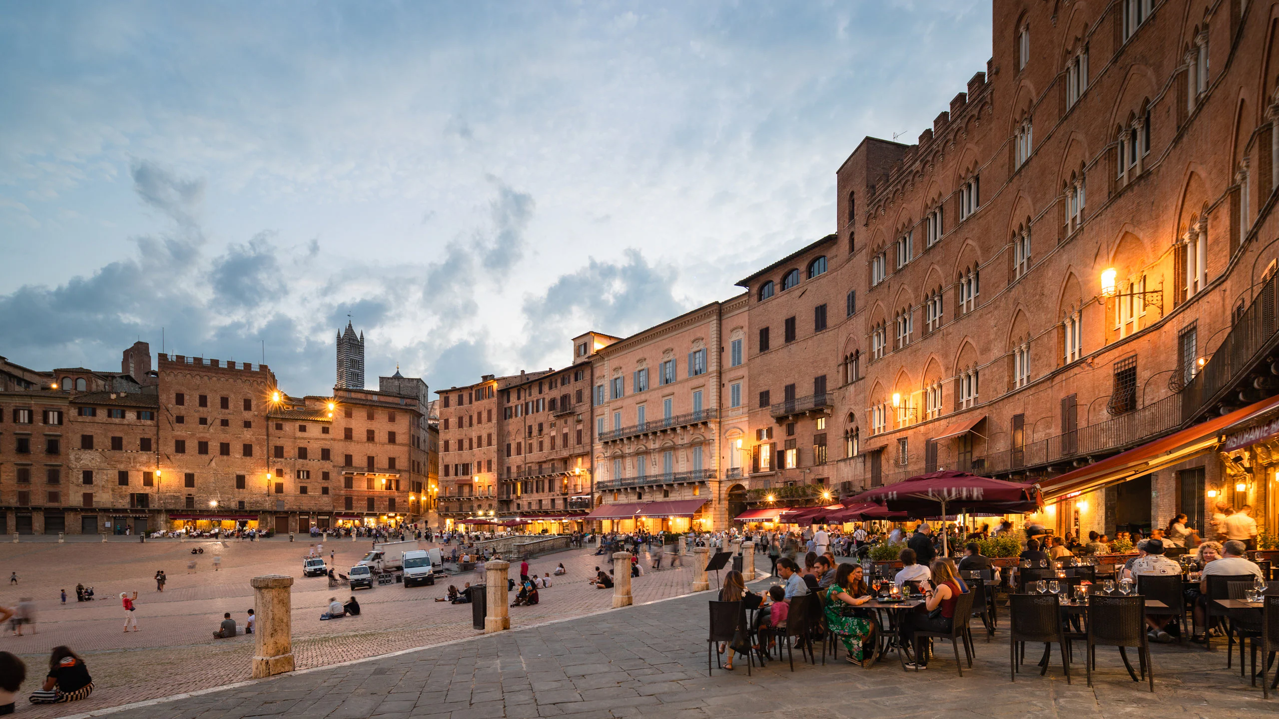 Quảng trường Piazza del Campo