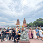 Du lịch cùng Uratravel