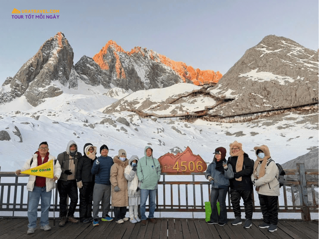 Du lịch cùng Uratravel